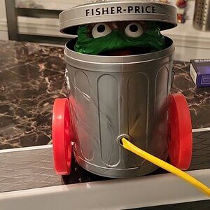 Fisher Price Vintage One Size car The Grouch #177 Squeeze Bulb/ Pop Up/ Pull Toy